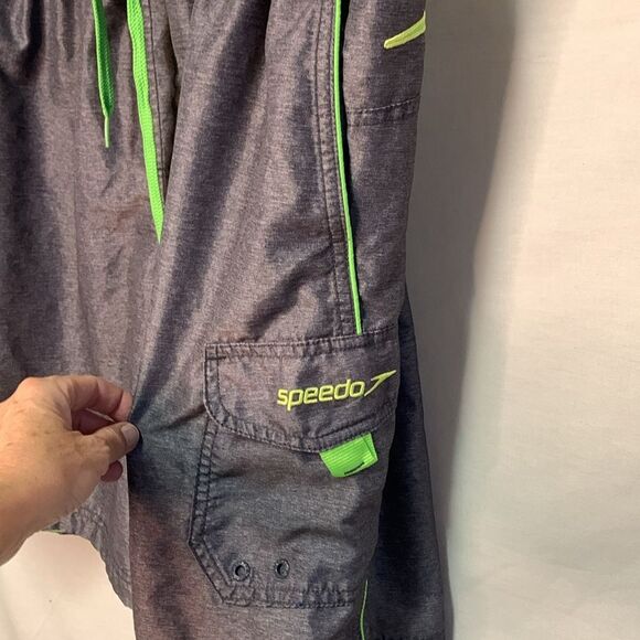 Speedo NWOT Marina Gray Lime Green 20” Swim Trunks Size L - Picture 6 of 14